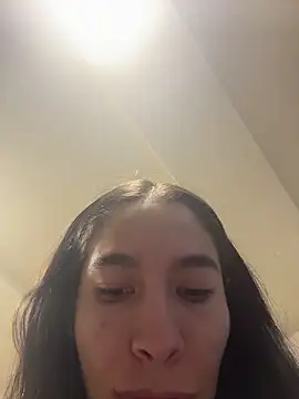 JuliaaVega online show from May 2026 12:00:02 PM