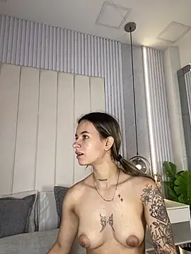 JuliaColemann online show from April 2026 11:59:02 AM