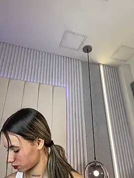 JuliaColemann online show from March 2026 12:09:02 PM