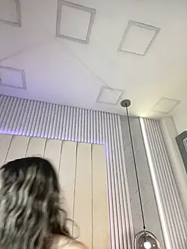 JuliaColemann online show from February 2026 11:23:02 AM