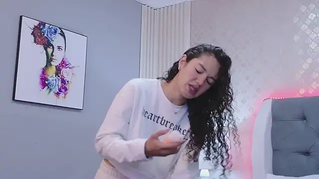 RoxanaAngel online show from February 2026 01:22:02 PM