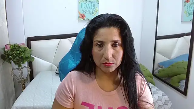 Miia Rosee  online show from March 2026 11:54:02 PM