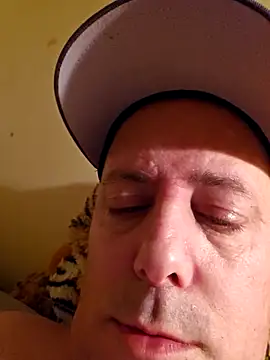 Snapshot of Martin_dick78 chatting on February 2026 01:28:02 AM Martin dick78 online show from February 2026 01:28:02 AM