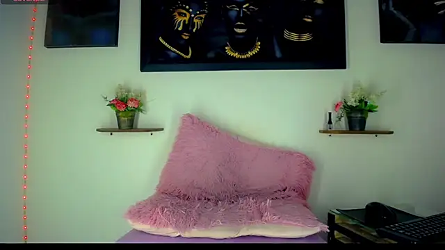 Tatoo Noah online show from February 2026 09:06:02 PM