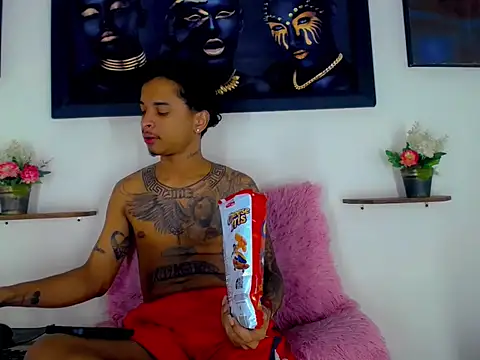 Tatoo Noah online show from April 2026 09:37:02 PM