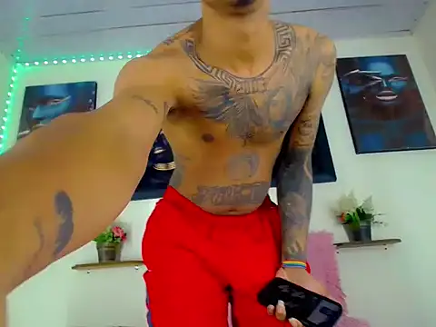 Tatoo Noah online show from April 2026 01:04:02 PM