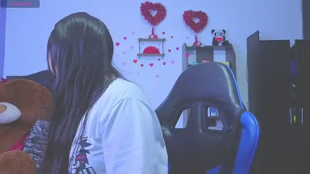 BadKittyy online show from March 2026 08:32:01 AM