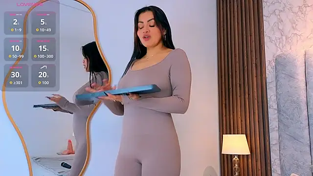 naomy smithxx online show from March 2026 11:11:01 AM