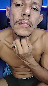 juanmaur22 online show from February 2026 10:55:01 AM