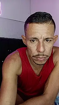 juanmaur22 online show from March 2026 04:26:02 PM