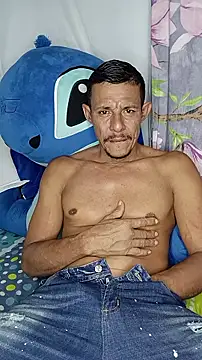 juanmaur22 online show from February 2026 06:05:02 PM