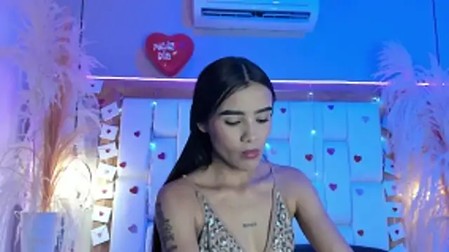 StefanyCondia online show from February 2026 06:43:02 PM