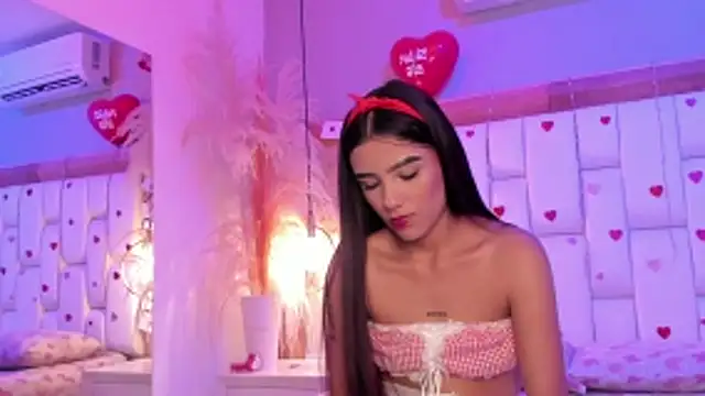 StefanyCondia online show from February 2026 06:04:02 PM