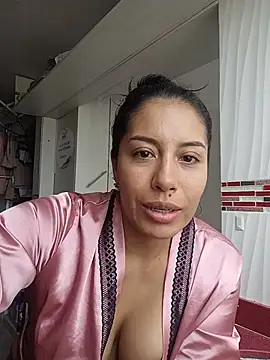 Snapshot of LizaLorini chatting on July 2026 02:16:01 PM LizaLorini online show from July 2026 02:16:01 PM