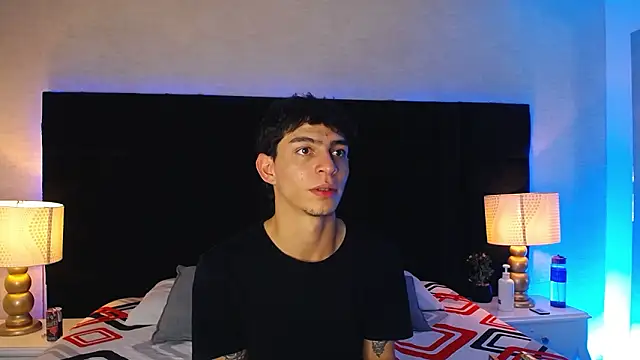 Logan Woods online show from February 2026 01:25:01 AM