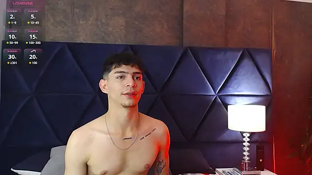 Logan Woods online show from February 2026 12:27:01 PM