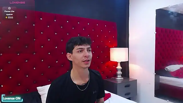 Logan Woods online show from February 2026 06:16:01 PM