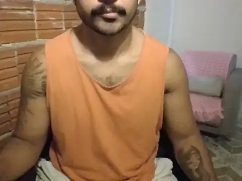 Snapshot of moreno18rn chatting on April 2026 11:27:01 AM moreno18rn online show from April 2026 11:27:01 AM