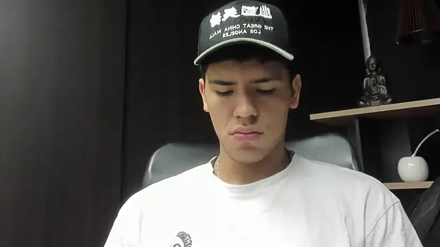 Tobias Vega online show from February 2026 12:19:01 AM