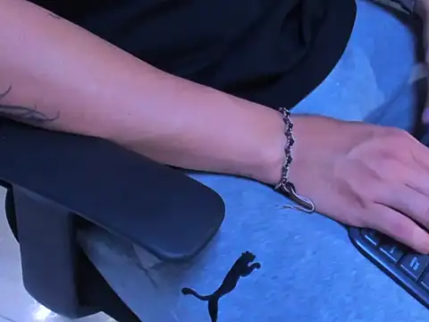 Tobias Vega online show from March 2026 11:10:02 PM