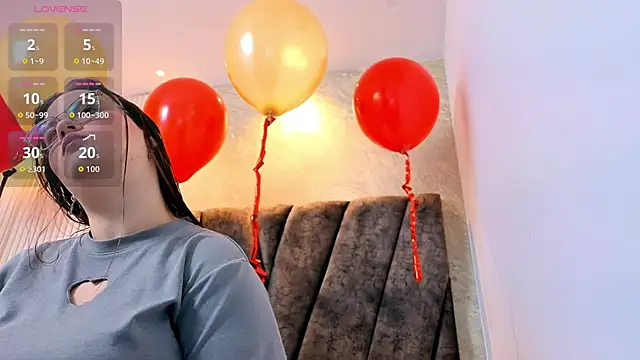 zoe hugeboobs online show from February 2026 12:05:01 PM