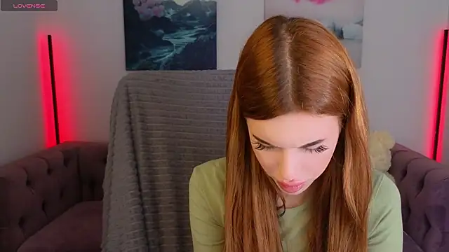 Anna Lumina online show from February 2026 08:48:02 PM