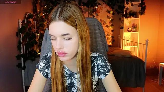 Anna Lumina online show from February 2026 09:01:02 PM