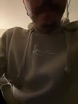 InkedGuy1 online show from February 2026 09:10:02 PM