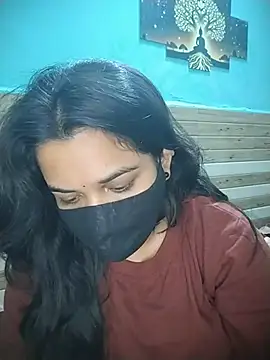 ZyphiaLive online show from February 2026 11:50:02 PM