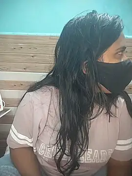 ZyphiaLive online show from January 2026 07:23:01 PM