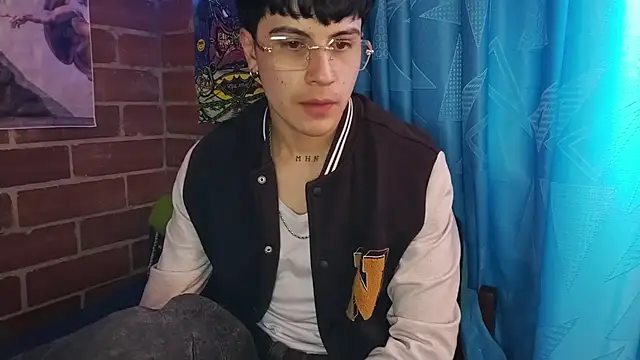 Snapshot of PaulDamico chatting on February 2026 04:03:02 PM PaulDamico online show from February 2026 04:03:02 PM