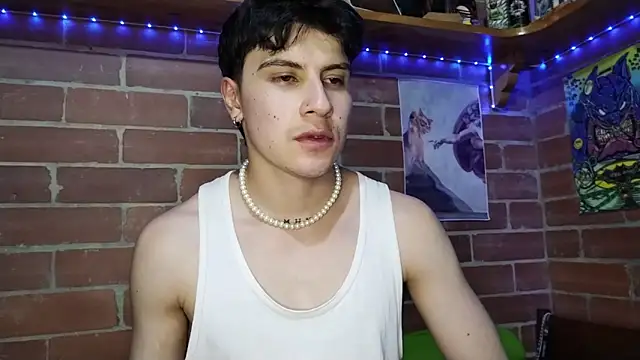 Snapshot of PaulDamico chatting on March 2026 04:13:01 AM PaulDamico online show from March 2026 04:13:01 AM