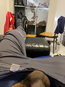 Snapshot of hudson19cm chatting on February 2026 07:24:01 PM hudson19cm online show from February 2026 07:24:01 PM