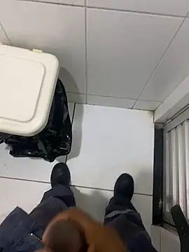 Snapshot of hudson19cm chatting on February 2026 10:40:02 PM hudson19cm online show from February 2026 10:40:02 PM