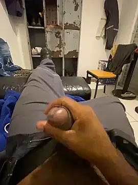 Snapshot of hudson19cm chatting on February 2026 09:56:01 PM hudson19cm online show from February 2026 09:56:01 PM