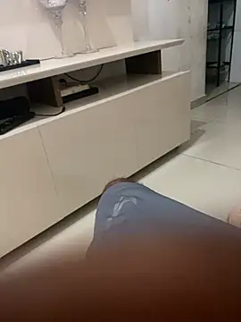 Snapshot of hudson19cm chatting on February 2026 10:27:01 AM hudson19cm online show from February 2026 10:27:01 AM