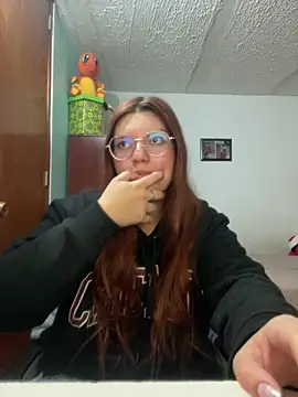 Vixroy7 online show from April 2026 11:20:02 PM