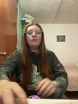 Vixroy7 online show from May 2026 10:04:02 PM