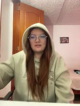 Vixroy7 online show from April 2026 09:05:01 PM