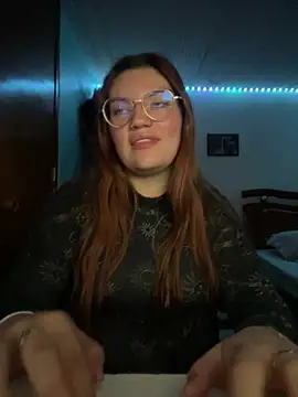 Snapshot of Vixroy7 chatting on February 2026 01:06:01 AM Vixroy7 online show from February 2026 01:06:01 AM