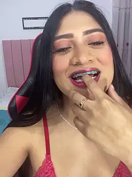 GabrielaZuluaga online show from February 2026 06:24:02 AM