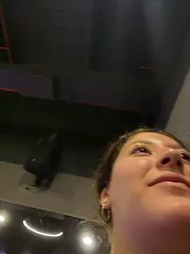 Snapshot of lizzy_luminair chatting on February 2026 02:12:02 PM lizzy luminair online show from February 2026 02:12:02 PM