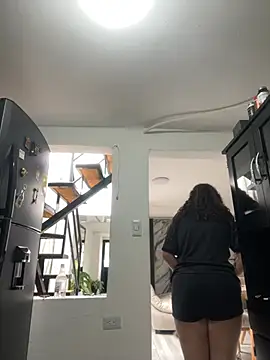 Snapshot of lizzy_luminair chatting on February 2026 05:01:01 PM lizzy luminair online show from February 2026 05:01:01 PM