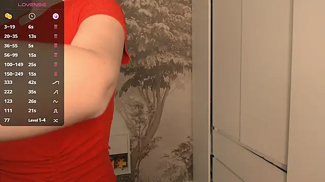 Snapshot of Hiaru_Cutie chatting on November 2025 05:30:01 AM Hiaru Cutie online show from November 2025 05:30:01 AM