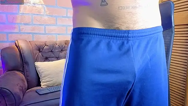 mister eithan online show from March 2026 02:04:02 AM