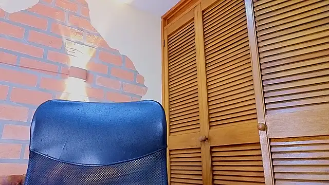 mister eithan online show from March 2026 02:41:02 AM