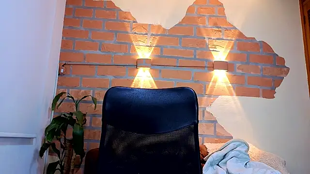 mister eithan online show from February 2026 02:42:02 AM