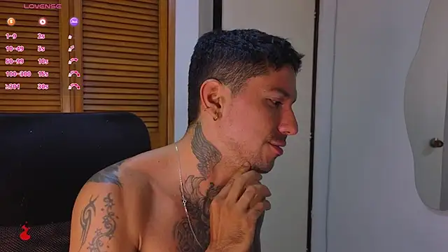 mister eithan online show from April 2026 02:24:01 AM