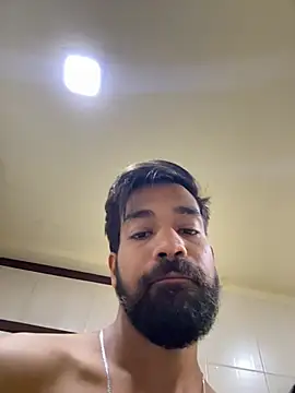 priyansh92924 online show from April 2026 03:51:01 AM