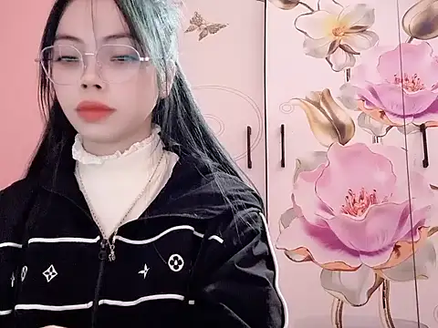 Snapshot of Suki_99 chatting on February 2026 07:36:01 PM Suki 99 online show from February 2026 07:36:01 PM